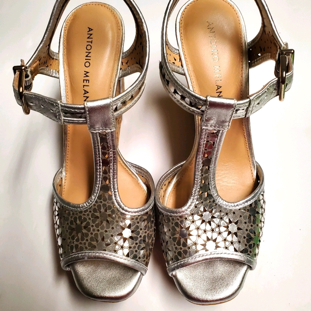 Antonio Melani platforms